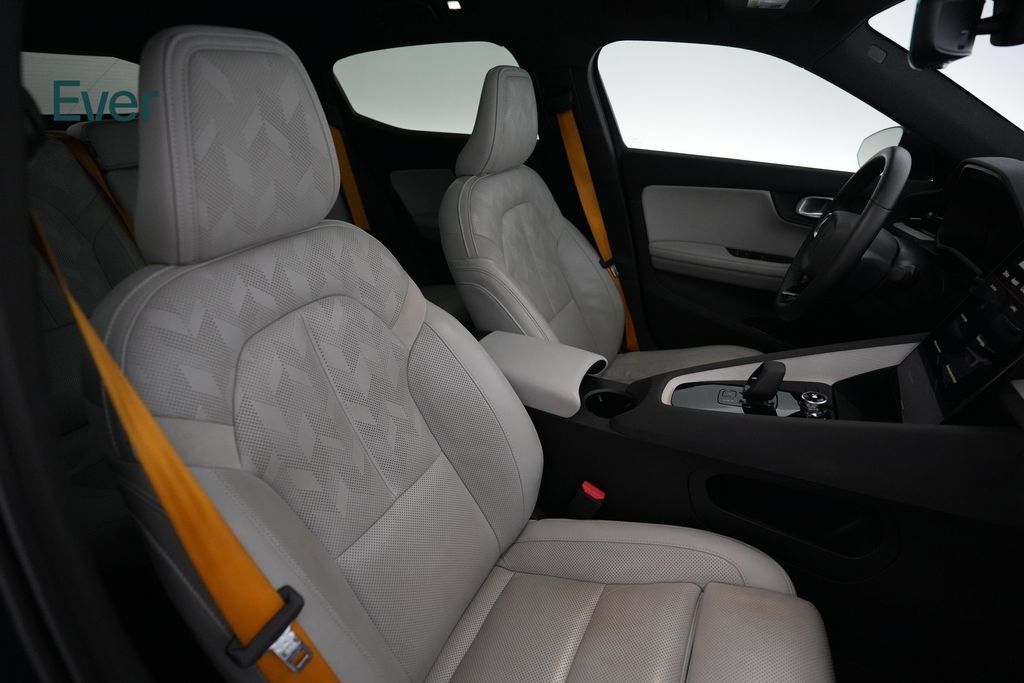Used 2023 Polestar Polestar 2 w/ Pilot Pack AWD/4WD image 20