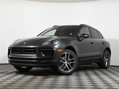 Used 2026 Porsche Macan AWD/4WD image 1