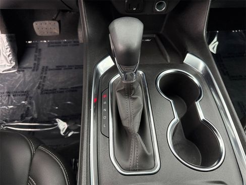 Used 2024 Chevrolet Traverse LT image 18