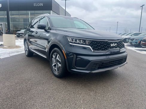 Used 2022 Kia Sorento S image 1