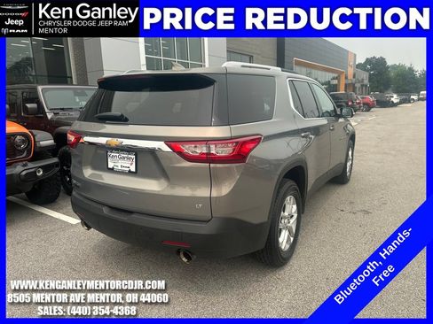 Used 2018 Chevrolet Traverse LT FWD image 9