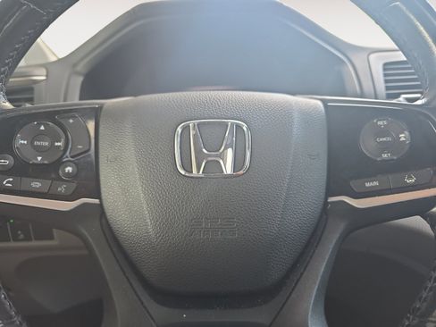 Used 2018 Honda Odyssey EX-L image 11