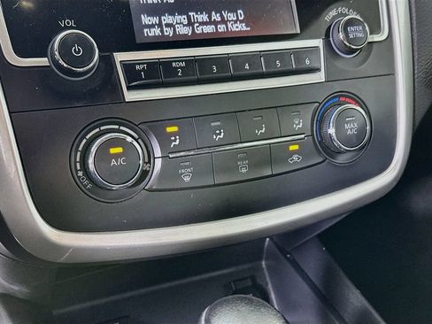 Used 2017 Nissan Altima 2.5 SR w/ Midnight Edition Package FWD image 14