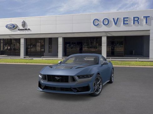 New 2025 Ford Mustang Dark Horse image 2