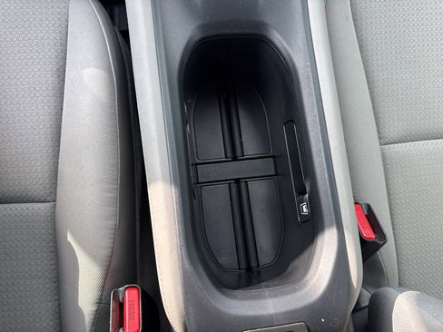 Used 2022 Honda HR-V LX image 33