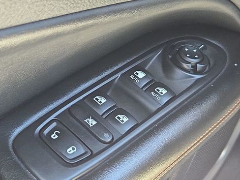 Used 2020 Jeep Compass Limited AWD/4WD image 24