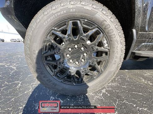 New 2025 GMC Hummer EV 2X image 34