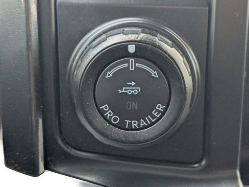 Used 2021 Ford F150 Lariat w/ Equipment Group 502A High image 25