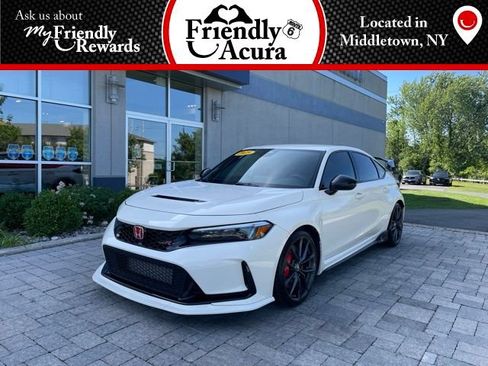 Used 2025 Honda Civic Type R image 1