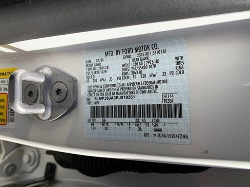 Certified 2024 Lincoln Nautilus Premier w/ Equipment Group 102A AWD/4WD image 28