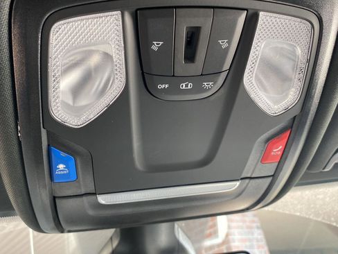 Used 2024 RAM 2500 Big Horn w/ Bed Utility Group image 20