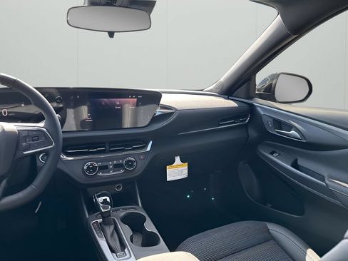 New 2026 Buick Envista Sport Touring w/ Convenience I Package FWD image 29