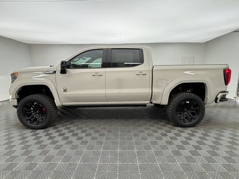 New 2026 GMC Sierra 1500 AT4 w/ AT4 Premium Package AWD/4WD image 14
