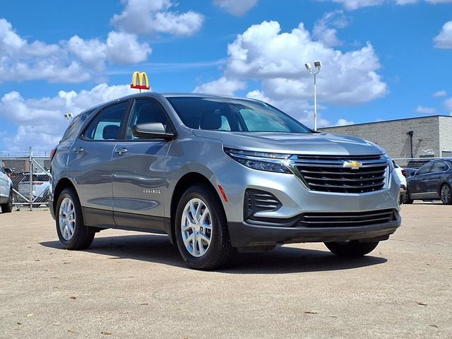 Used 2024 Chevrolet Equinox LS AWD/4WD image 3