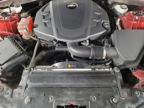 Used 2017 Chevrolet Camaro LT RWD image 30