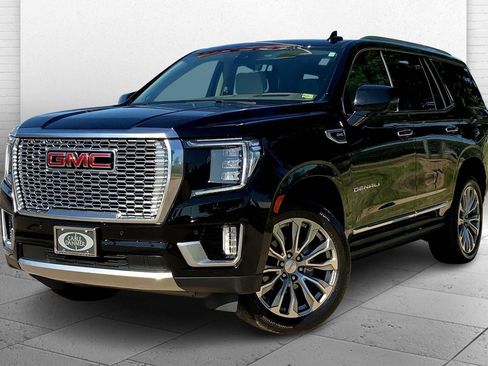 Used 2021 GMC Yukon Denali w/ Denali Premium Package AWD/4WD image 12