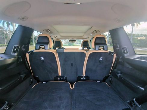 Used 2016 Volvo XC90 T6 Momentum image 52