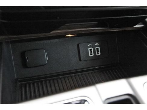 Used 2016 Ford F150 Lariat AWD/4WD image 26