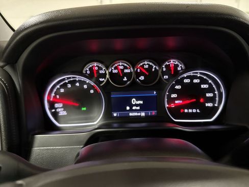 Used 2022 Chevrolet Silverado 1500 LT AWD/4WD image 12