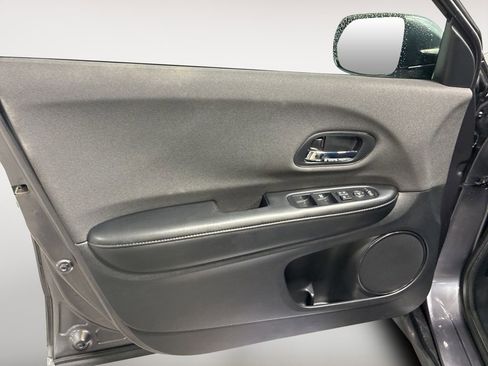 Used 2020 Honda HR-V LX image 15