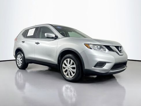 Used 2016 Nissan Rogue S w/ S Family Package AWD/4WD image 3