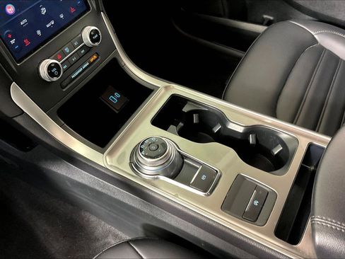 Used 2024 Ford Edge SEL w/ Convenience Package AWD/4WD image 18