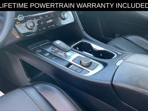 Certified 2025 INFINITI QX60 Luxe AWD/4WD image 13