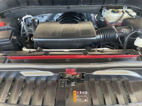 Used 2019 Chevrolet Silverado 1500 LTZ w/ LTZ Plus Package RWD image 30
