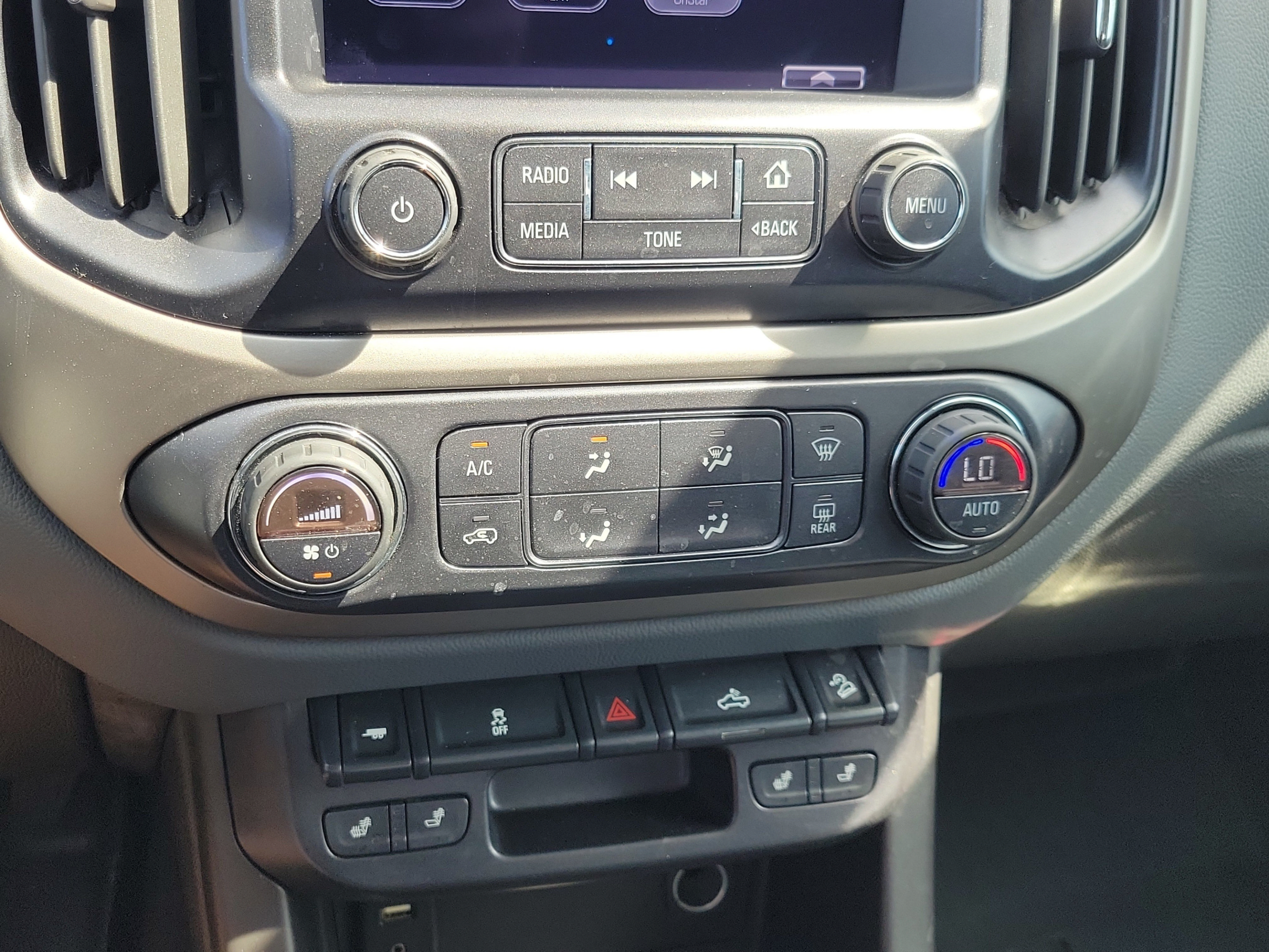 Used 2015 Chevrolet Colorado Z71 RWD image 24
