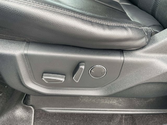 Used 2021 Ford Expedition Max Limited RWD image 15