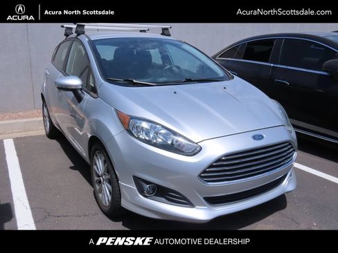 Used 2014 Ford Fiesta SE w/ Equipment Group 201A FWD image 1