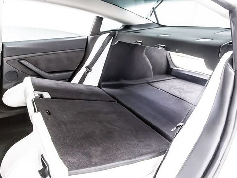 Used 2022 Tesla Model 3 Performance AWD/4WD image 38