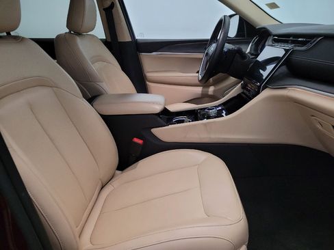 Used 2021 Jeep Grand Cherokee L Limited image 21