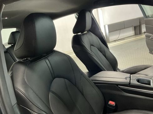 Used 2022 Toyota Avalon XLE image 20