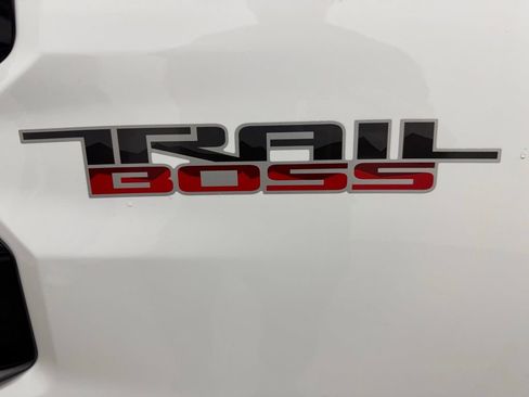 New 2026 Chevrolet Colorado Trail Boss AWD/4WD image 7