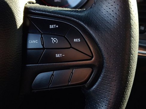 Used 2018 Dodge Charger SXT Plus w/ Blacktop Package image 21