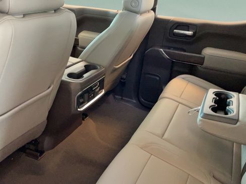 Used 2019 GMC Sierra 1500 SLT w/ SLT Premium Plus Package AWD/4WD image 29