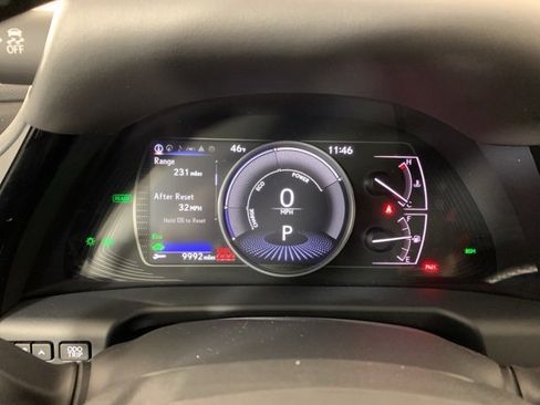 Used 2025 Lexus ES 300h F Sport w/ Accessory Package (Z2) image 19