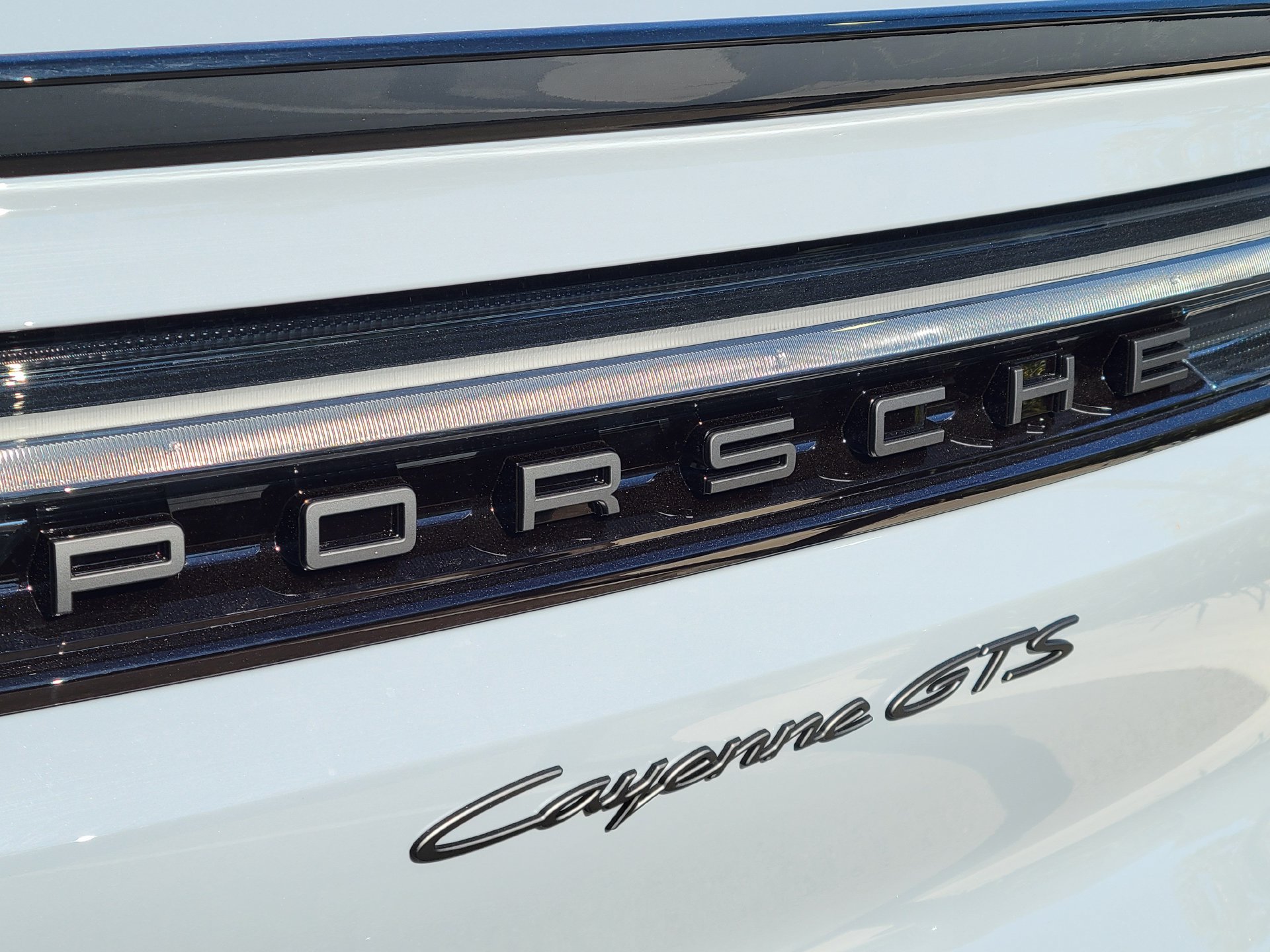 New 2026 Porsche Cayenne GTS AWD/4WD image 32