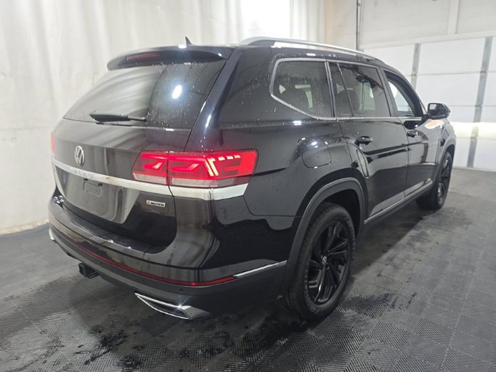 Used 2022 Volkswagen Atlas SEL AWD/4WD image 4