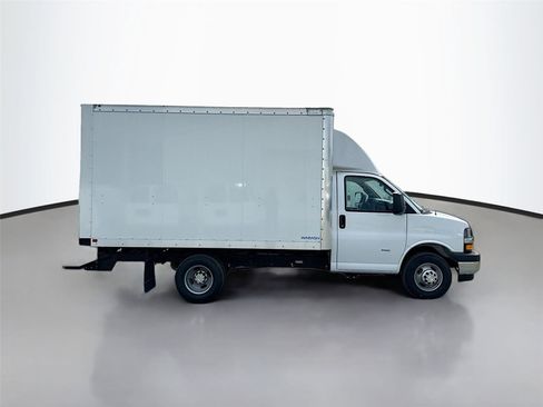 New 2024 Chevrolet Express 3500 w/ Power Convenience Package RWD image 8