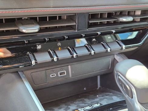 Certified 2023 Chevrolet Colorado Z71 w/ Z71 Convenience Package 2 image 22