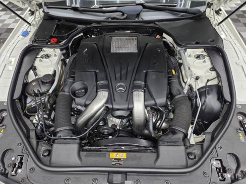 Used 2014 Mercedes-Benz SL 550 image 37