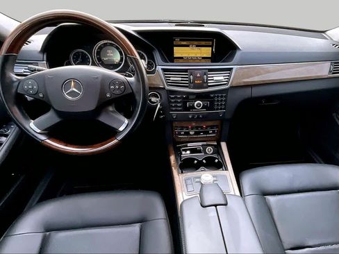 Used 2011 Mercedes-Benz E 350 4MATIC Sedan image 14