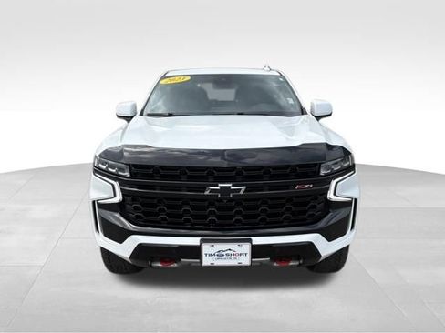 Used 2023 Chevrolet Tahoe Z71 w/ Luxury Package AWD/4WD image 7