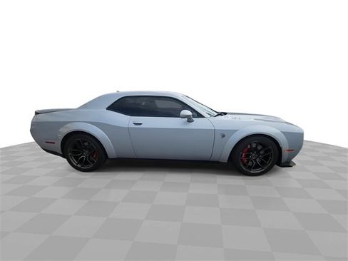 Used 2023 Dodge Challenger SRT Hellcat image 9
