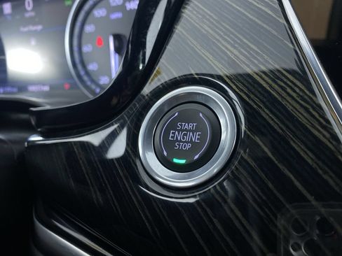 Used 2022 Cadillac XT6 Premium Luxury w/ Technology Package AWD/4WD image 8