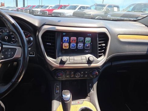 Used 2018 GMC Acadia Denali w/ Technology Package AWD/4WD image 18