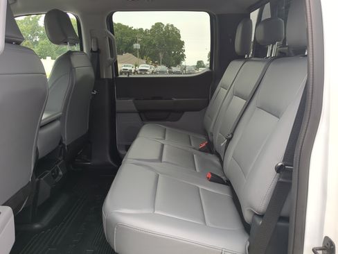 Certified 2025 Ford F350 XL w/ XL Chrome Package AWD/4WD image 12