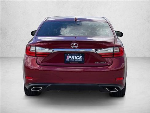 Used 2017 Lexus ES 350 w/ Premium Package FWD image 6